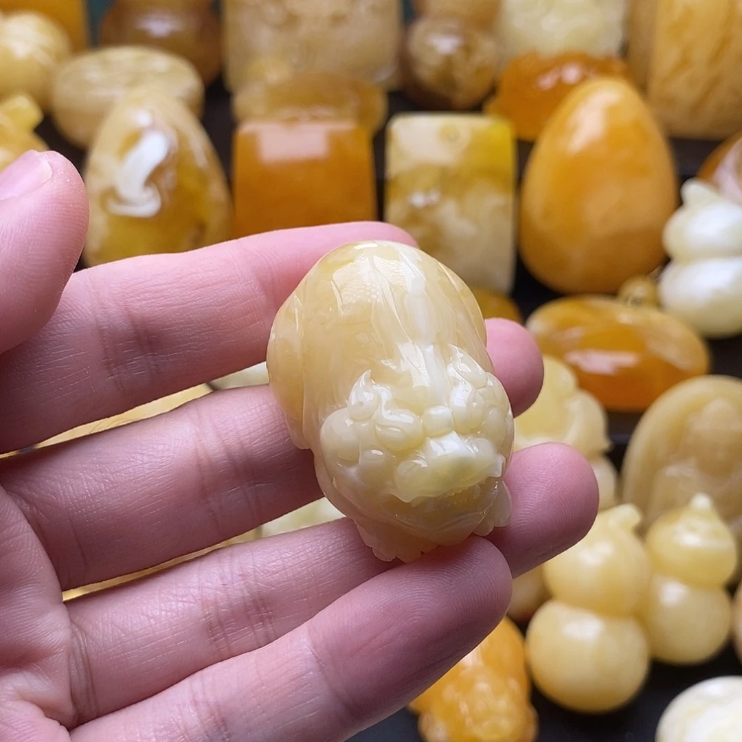 琥珀颈饰未镶嵌琥珀蜜蜡吊坠