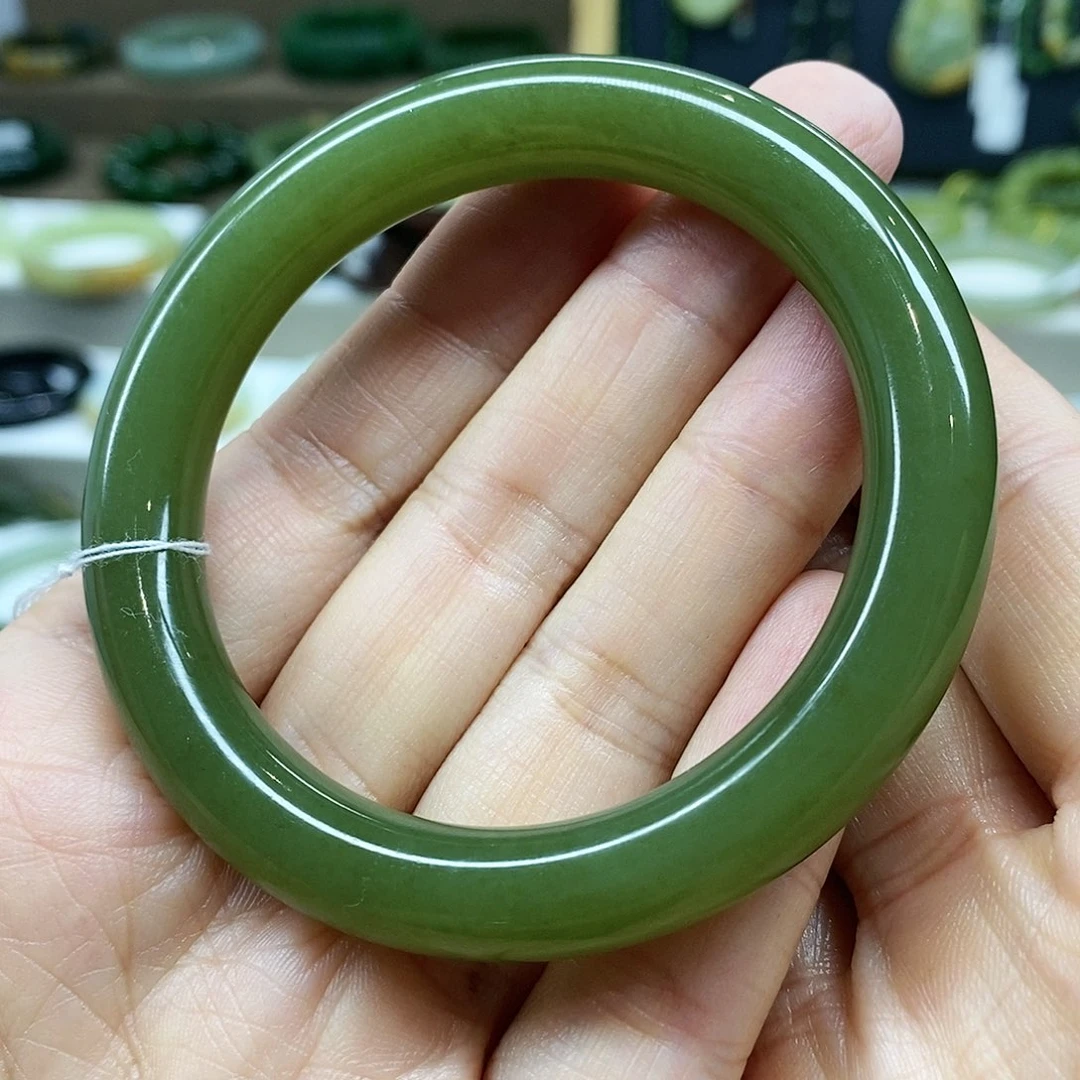 【闪购商品】未镶嵌手镯和田玉