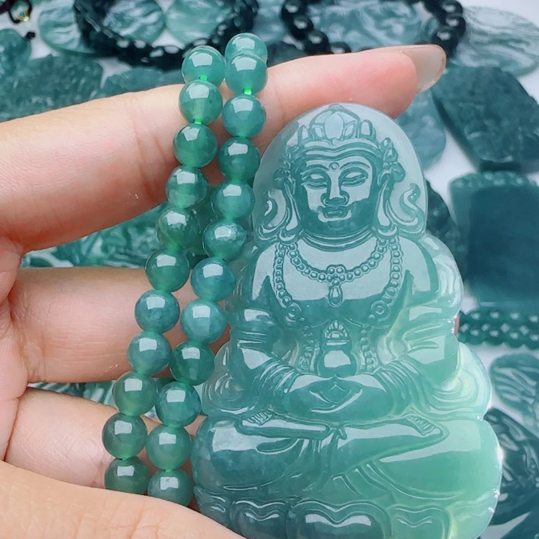颈饰未镶嵌翡翠多样性发货天然的A货翡翠