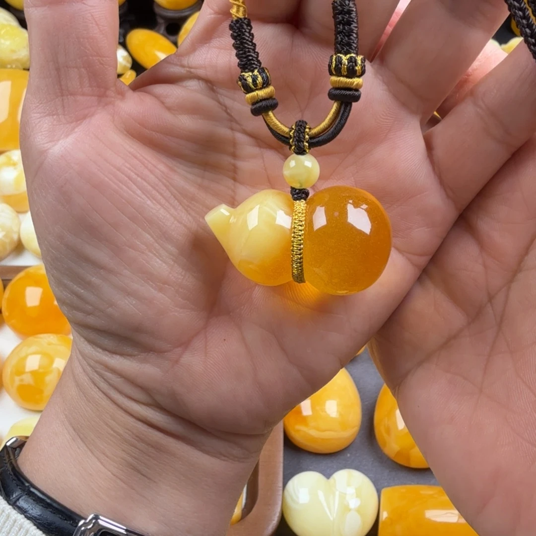 琥珀未镶嵌颈饰纯天然琥珀蜜蜡