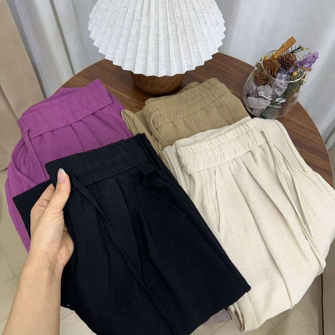 简约百搭直筒休闲裤