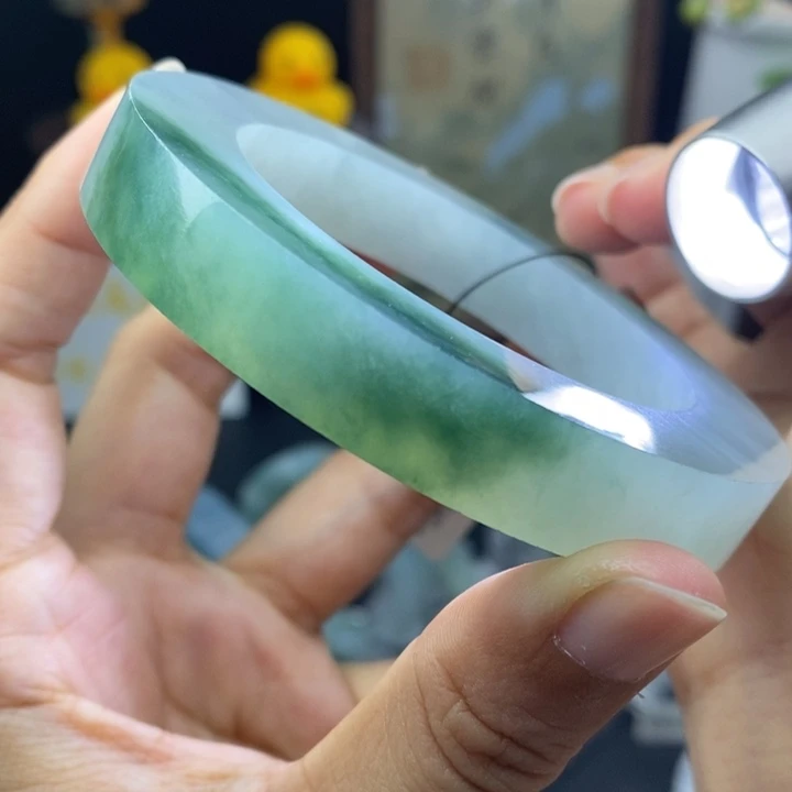 定制翡翠翡翠未镶嵌