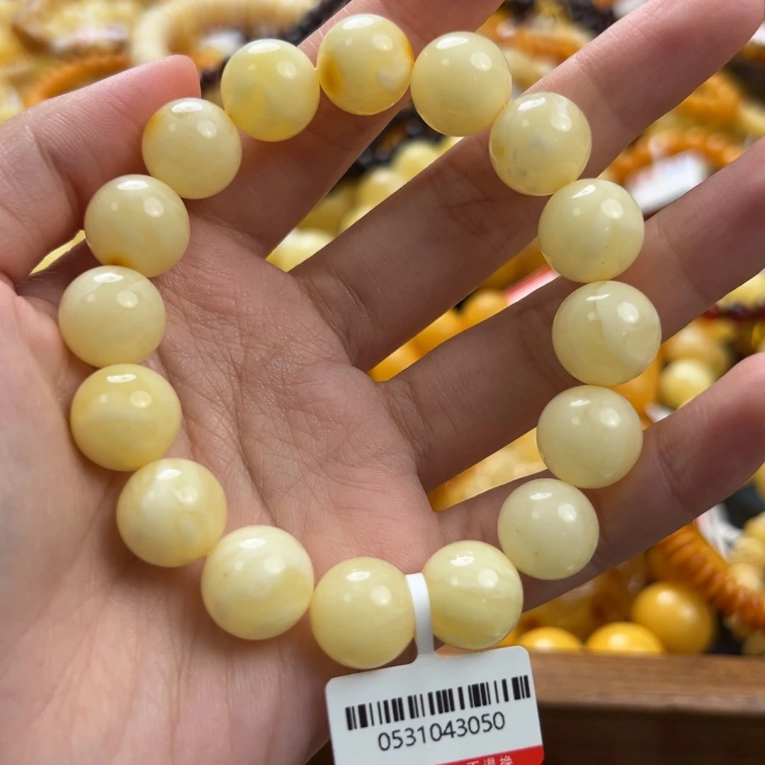 未镶嵌琥珀珠宝奇石