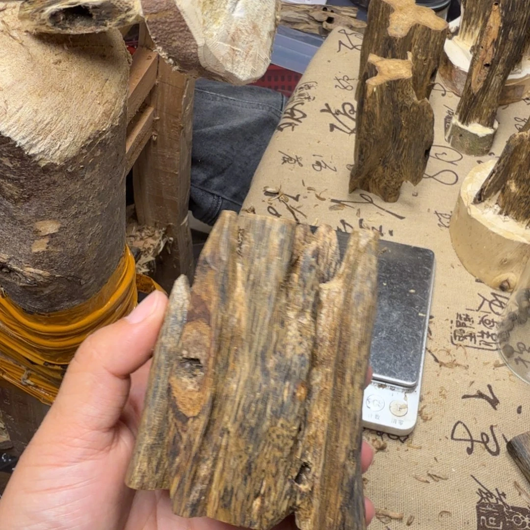 漫***来沉香块料沉香块料68k