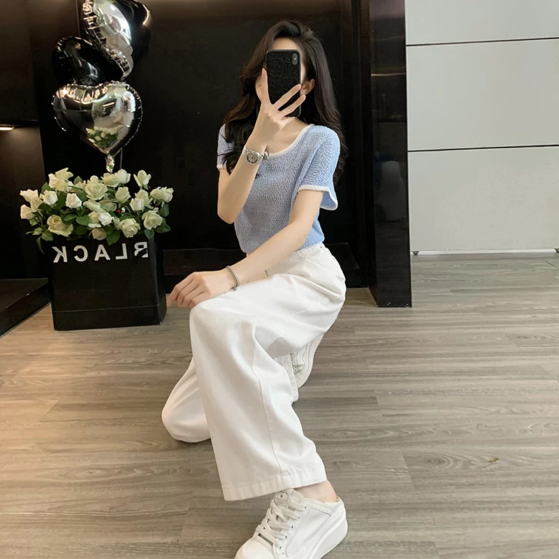蓝色圆领短袖T恤针织衫套装女夏季显瘦直筒白色牛仔休闲裤两件套