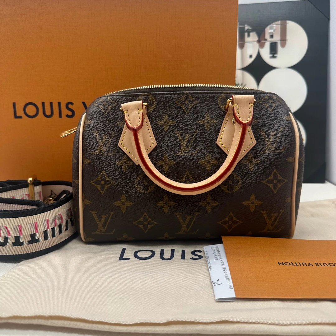 全新未使用 LouisVuitton/路易威登 SP20老花手提单肩斜挎包
