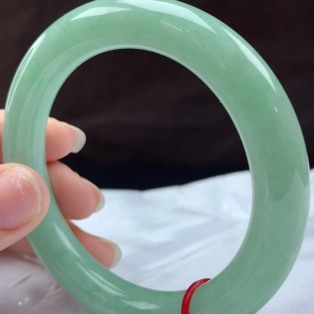 未镶嵌手镯翡翠23079，