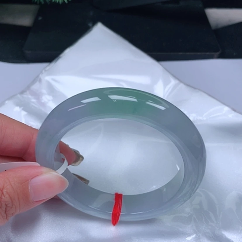 【闪购商品】翡翠手镯未镶嵌，