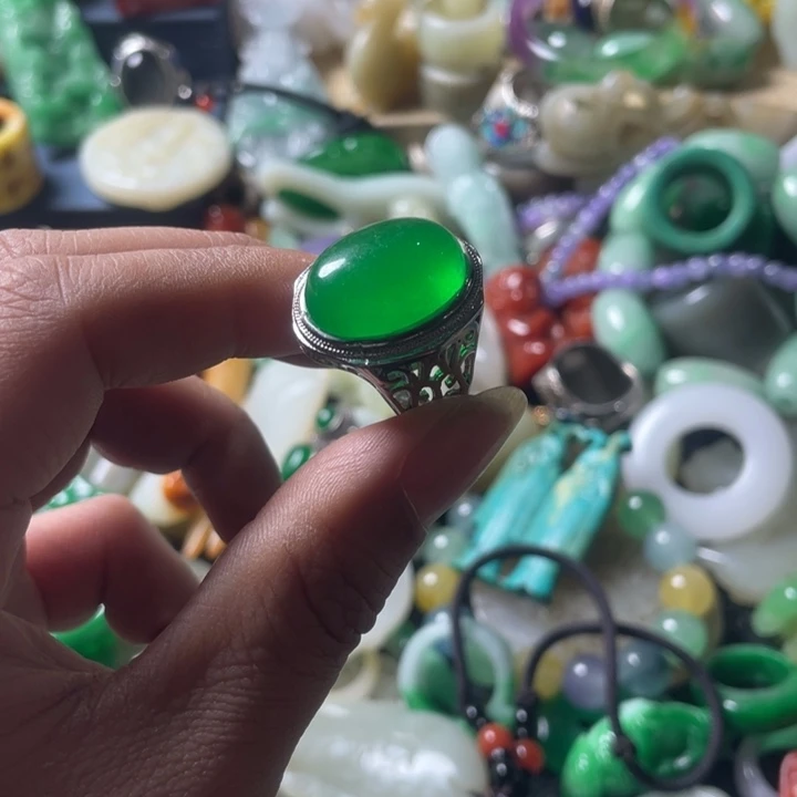 和田玉未镶嵌吊坠(不含链)