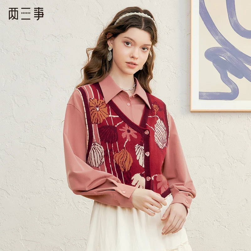 两三事 红莓夕霞 2025春季新款复古针织花卉拼接假两件衬衫女宽松