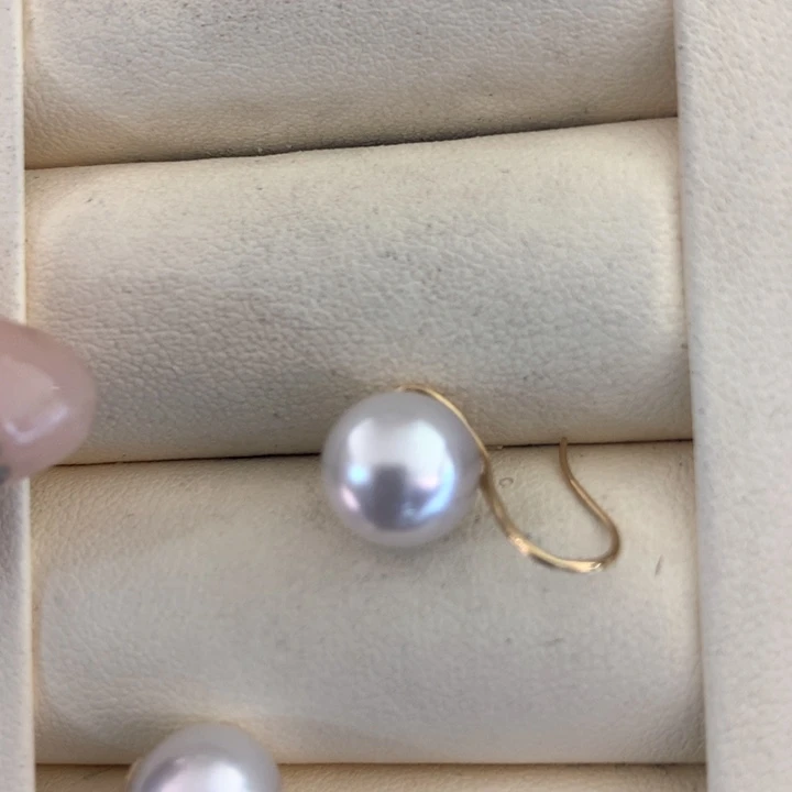 18K金镶嵌耳饰海水珍珠