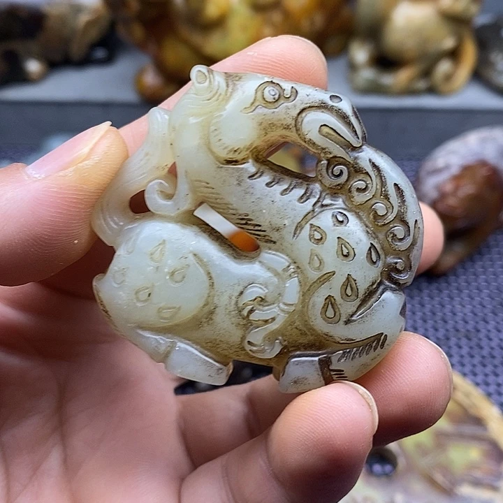 蛇纹石玉合金颈饰