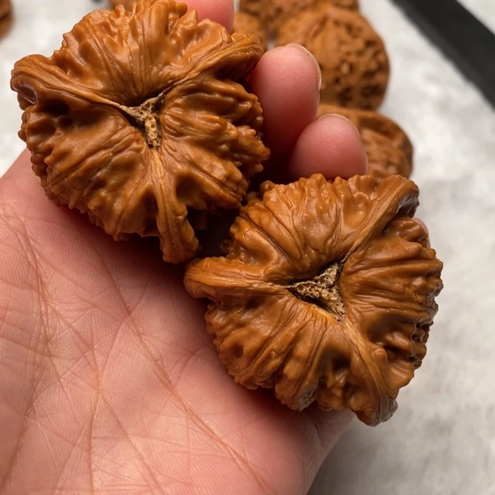 文玩核桃吊坠核桃