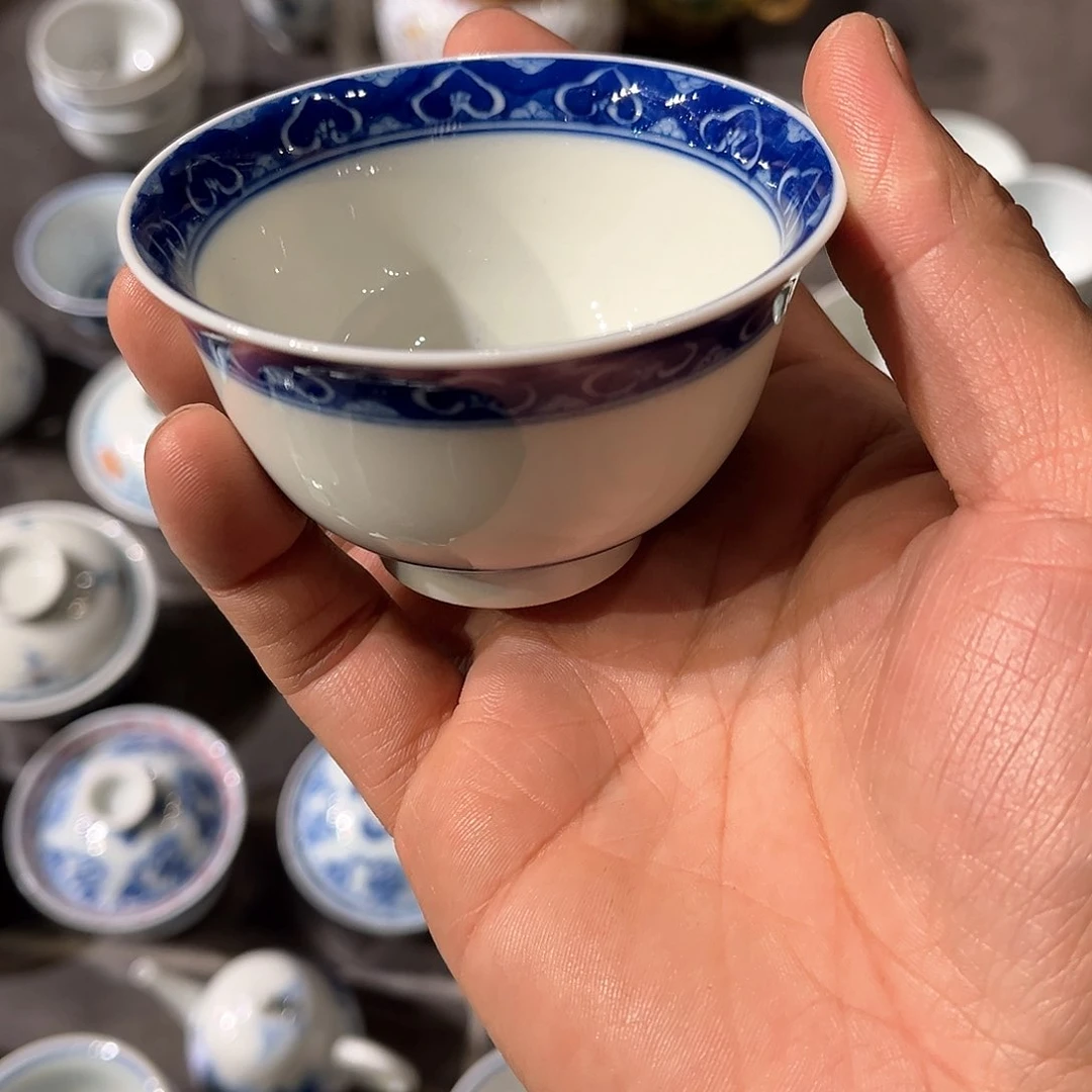 杯青花瓷器青花瓷器