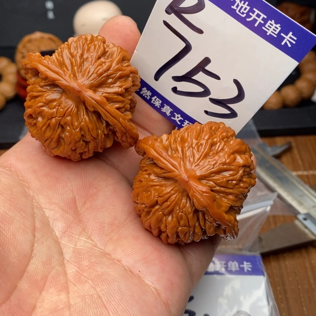 把件文玩核桃四座楼狮子头46尺