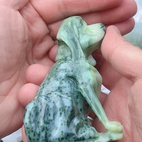 独山玉颈饰未镶嵌上*月