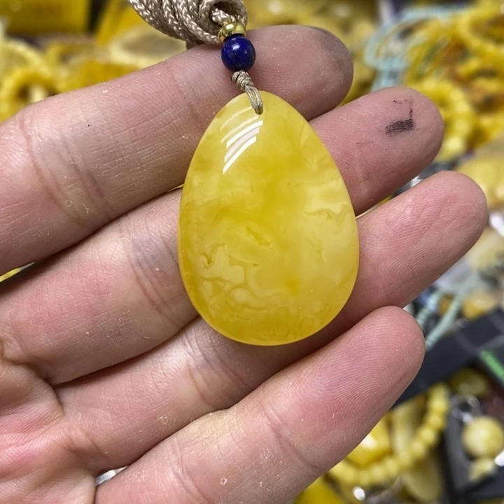 裸石蜜蜡未镶嵌吊坠