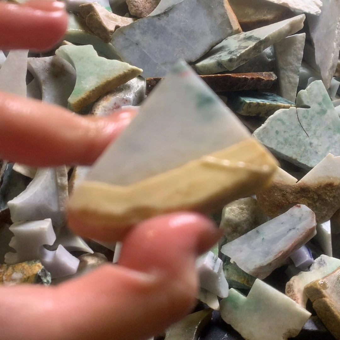 翡翠颈饰未镶嵌缅甸翡翠