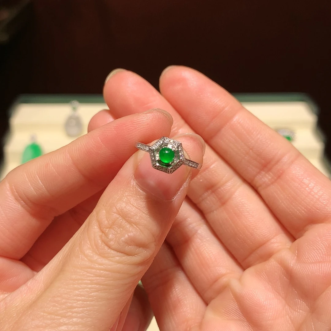 【闪购商品】翡翠戒指18K金镶嵌缅甸a货翡翠