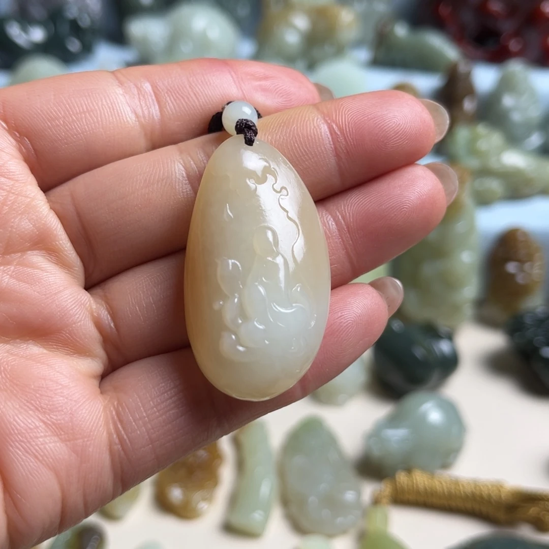 和田玉未镶嵌挂件