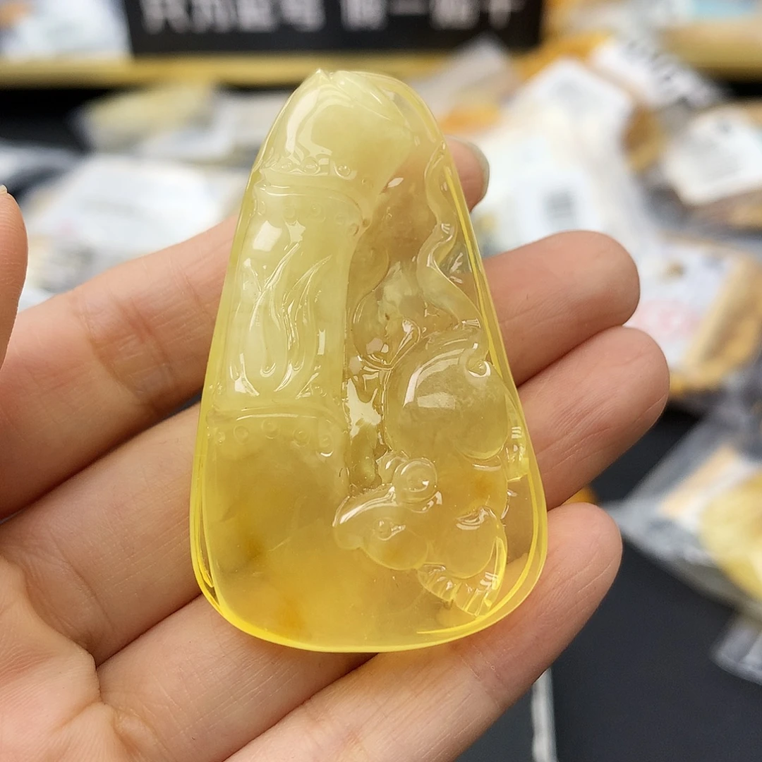 琥珀未镶嵌珠宝奇石