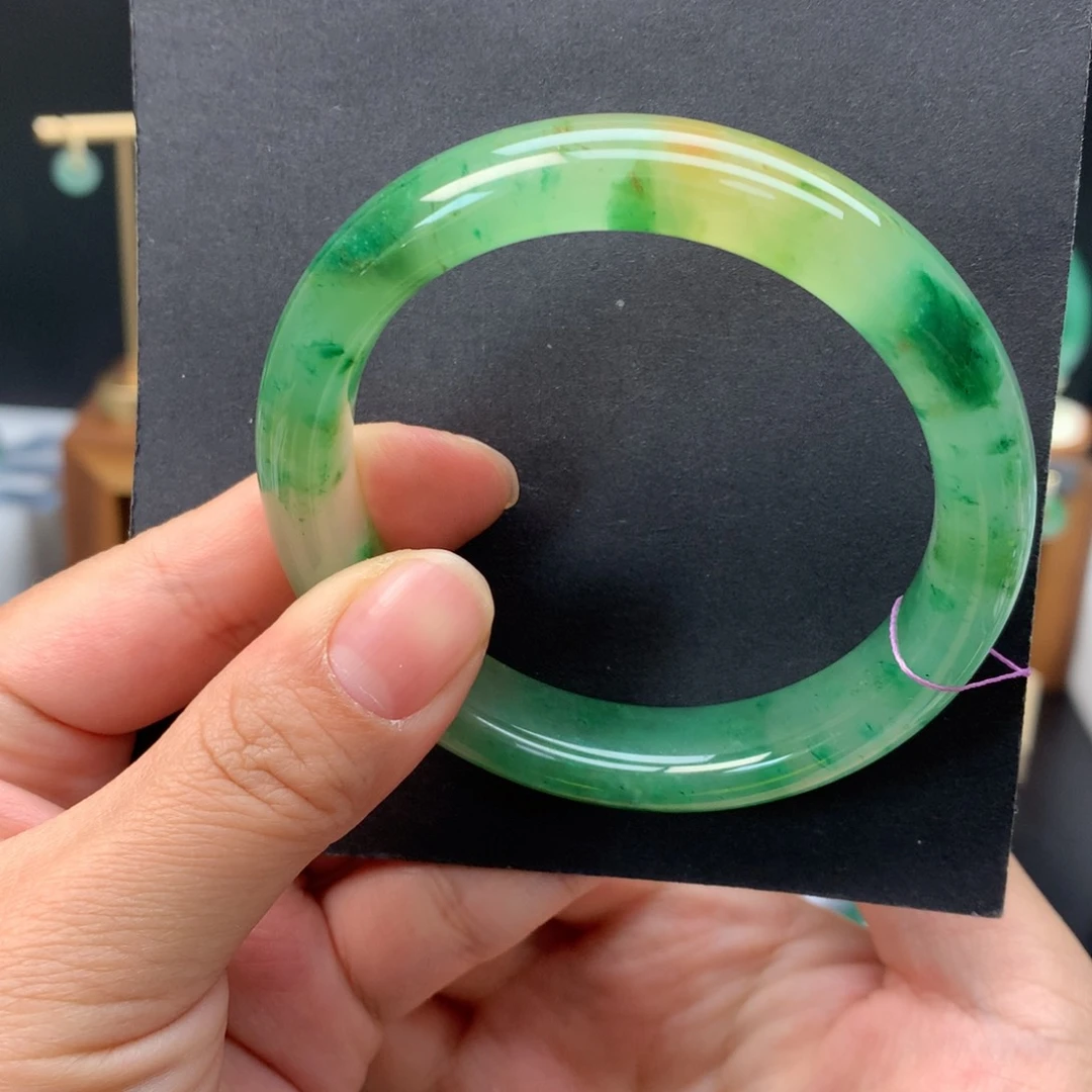 石英质玉手镯未镶嵌富*