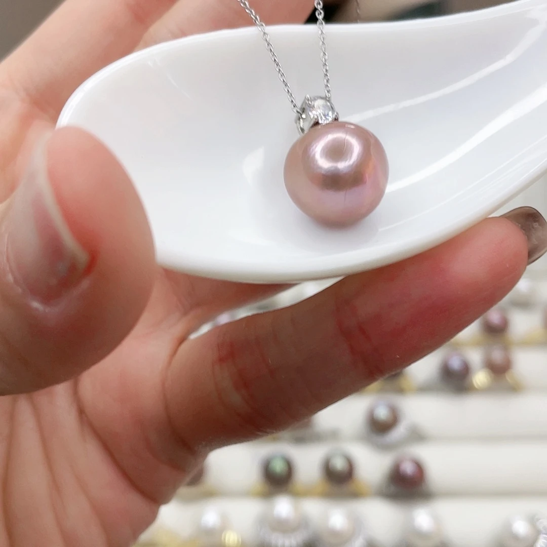 淡水珍珠吊坠(赠链)未镶嵌
