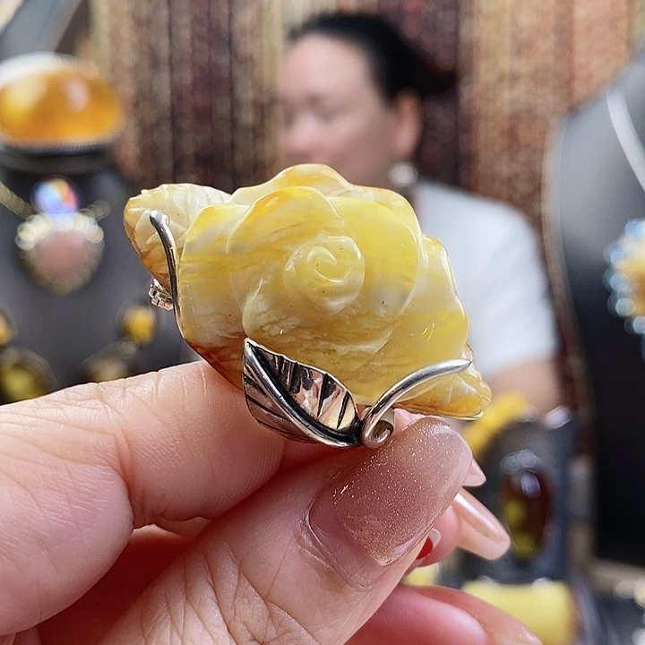 琥珀颈饰银S925镶嵌胸针款