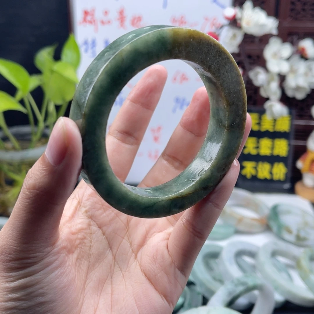 定制翡翠未镶嵌正圈