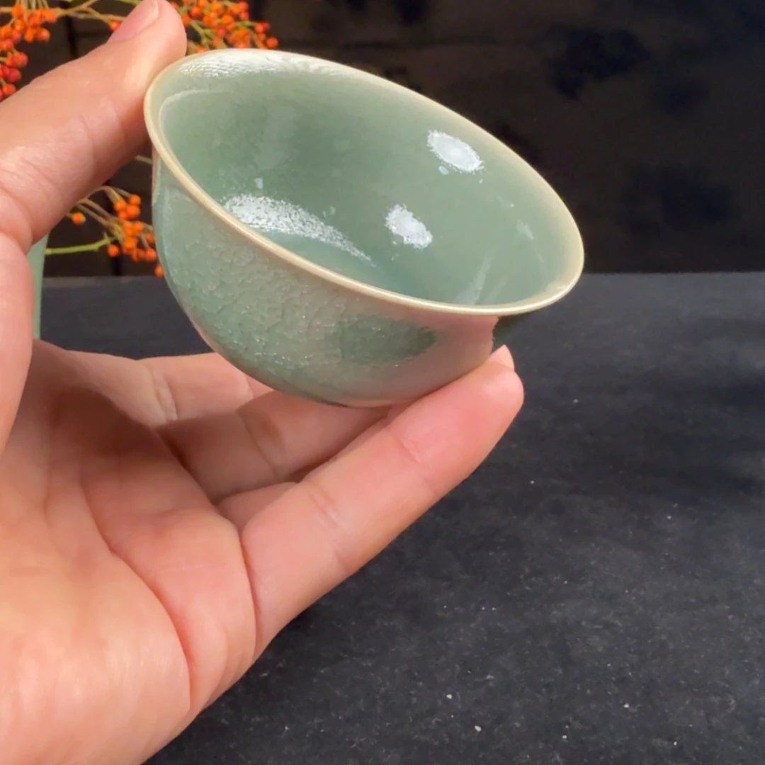 摆件陶汝瓷冰花鱼鳞纹开片鸡缸杯