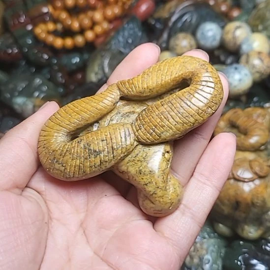 岫岩河磨玉（透闪石质玉）未镶嵌挂件