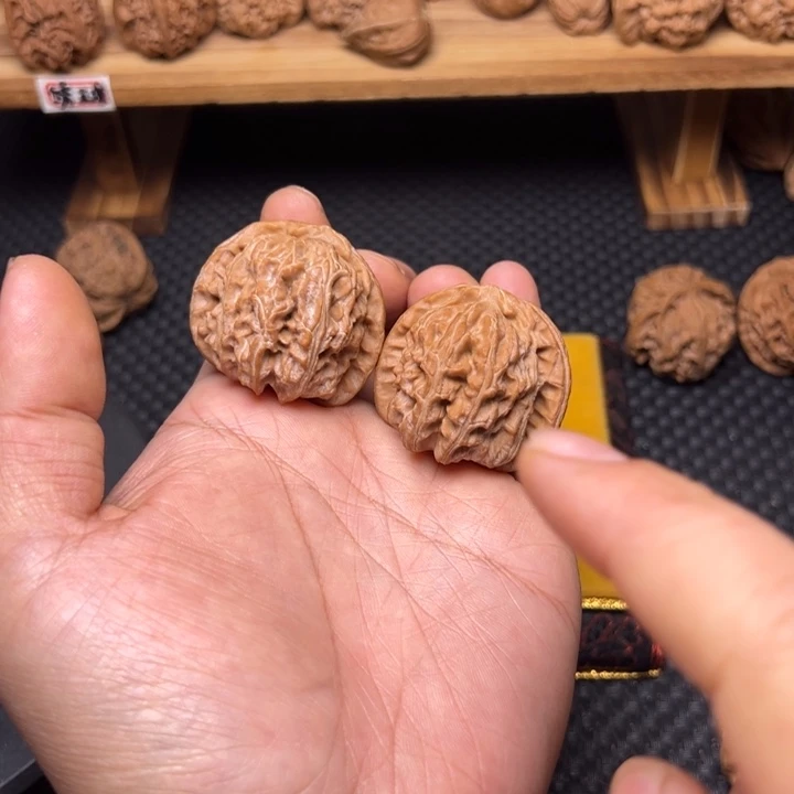 吊坠文玩核桃白狮子