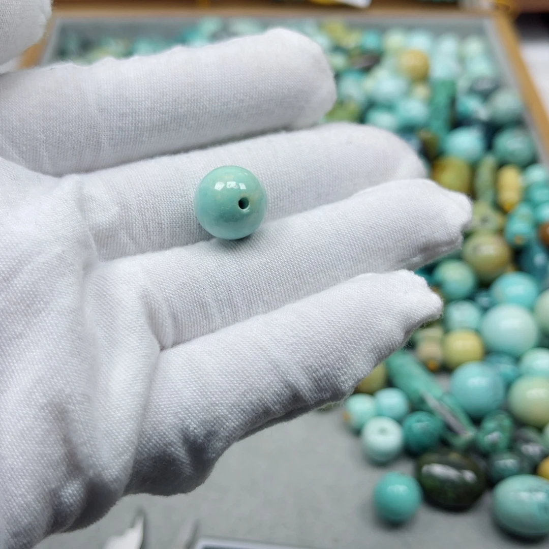 绿松石未镶嵌挂件