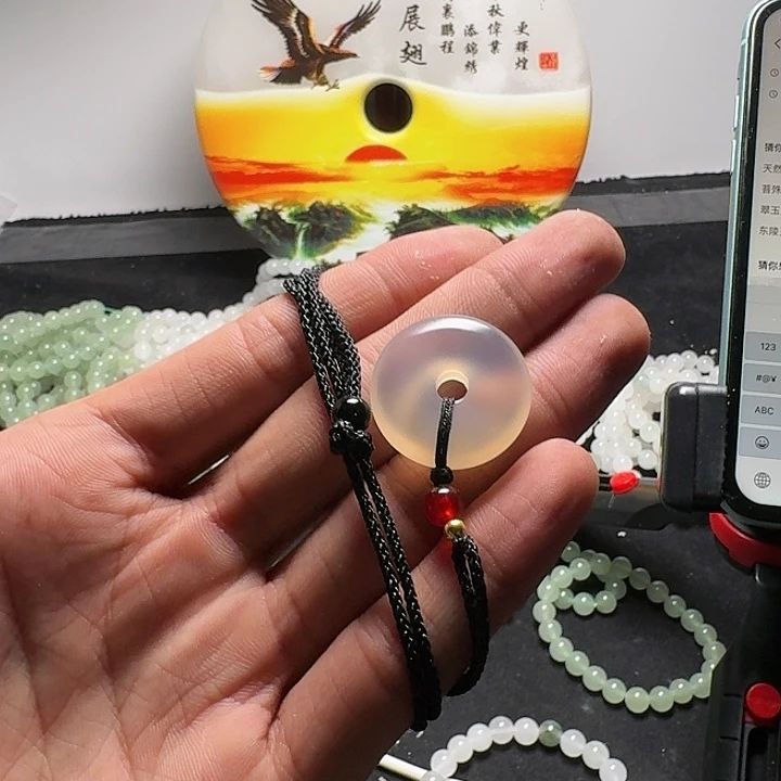 玛瑙/玉髓颈饰未镶嵌