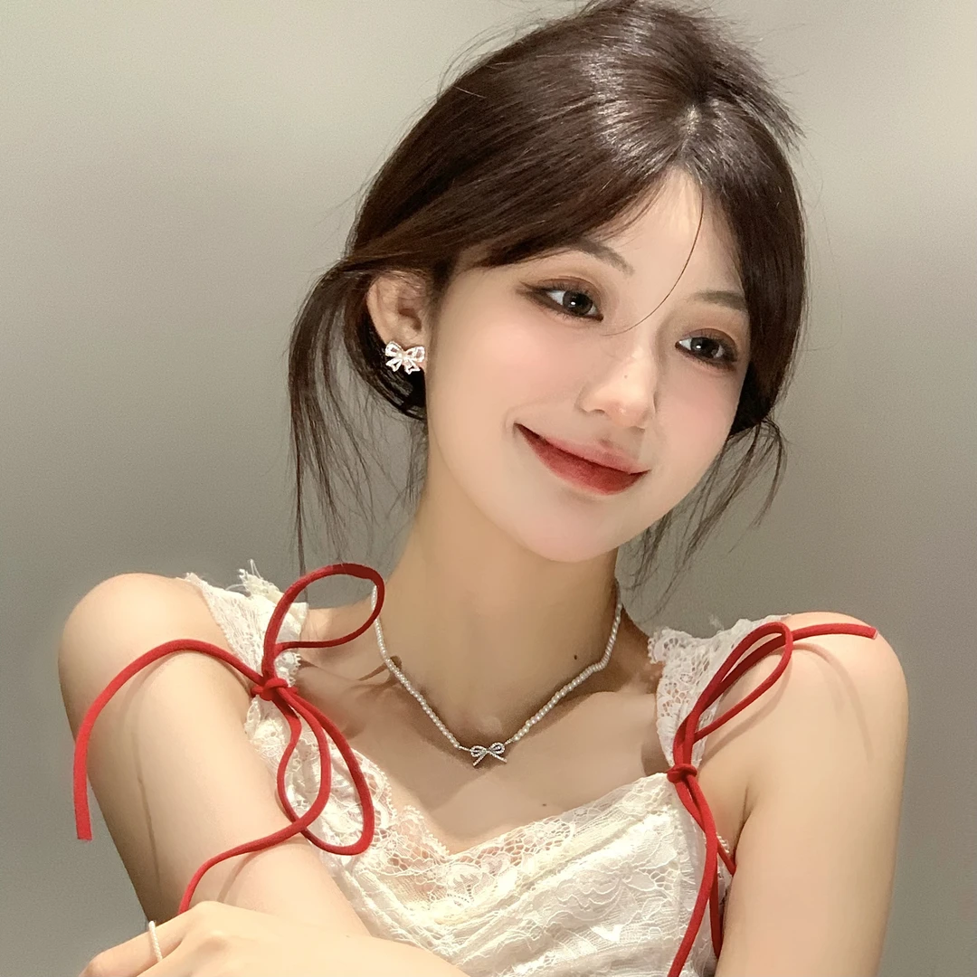 FULL GIRLISH耳环02387精致蝴蝶轻奢耳钉耳饰