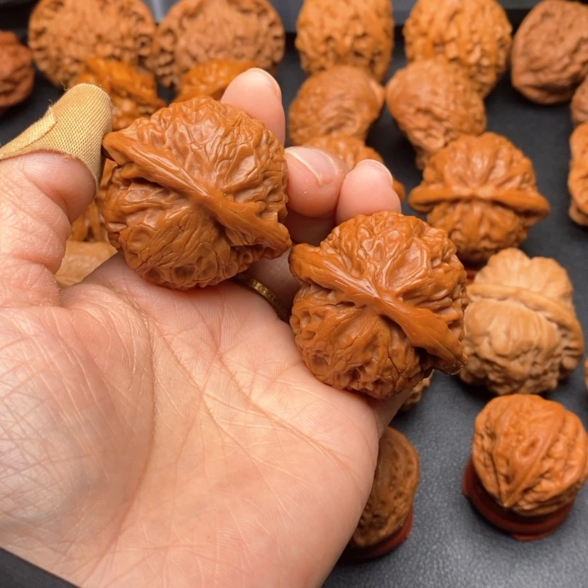 【闪购商品】文玩核桃把件42宫灯