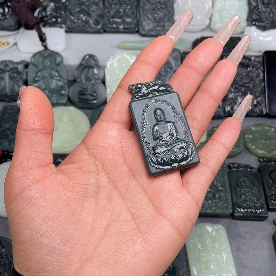 和田玉未镶嵌颈饰