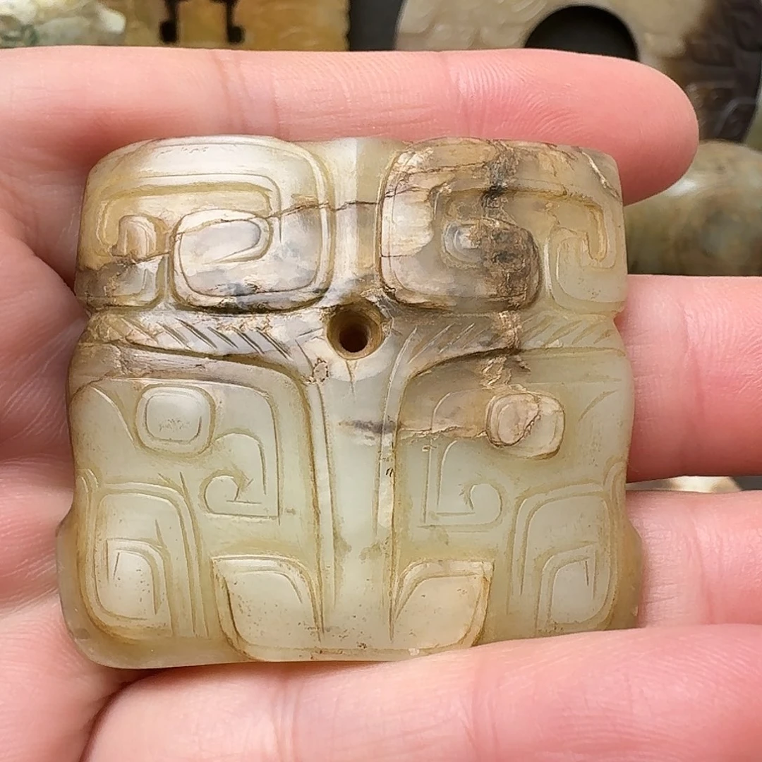 和田玉圆雕未镶嵌