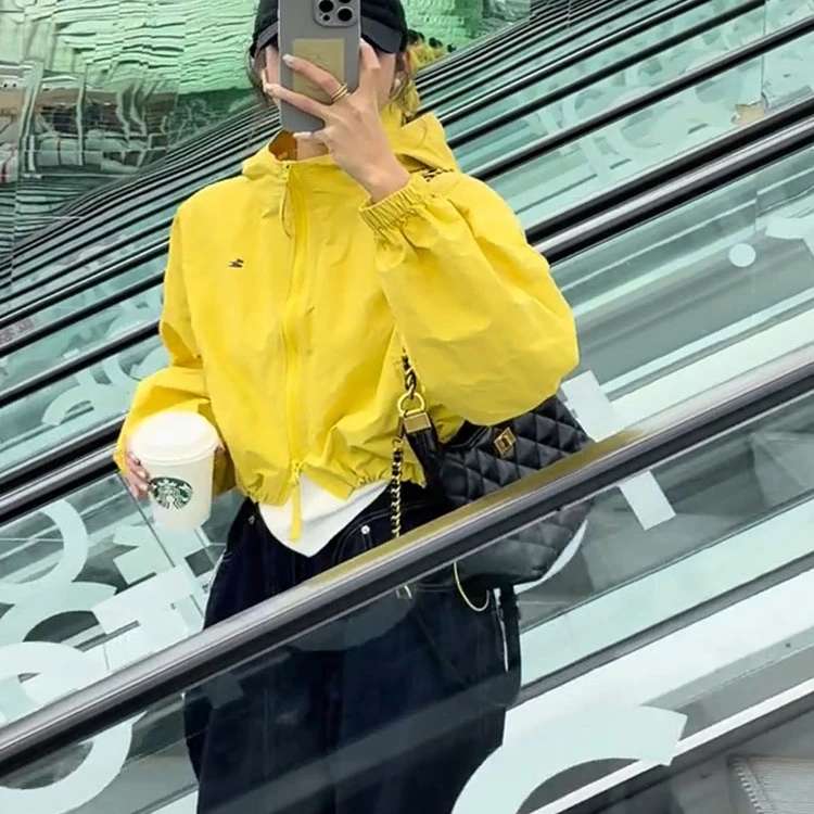 2025春季新款纯色连帽冲锋衣外套女连帽拉链宽松休闲百搭夹克上衣