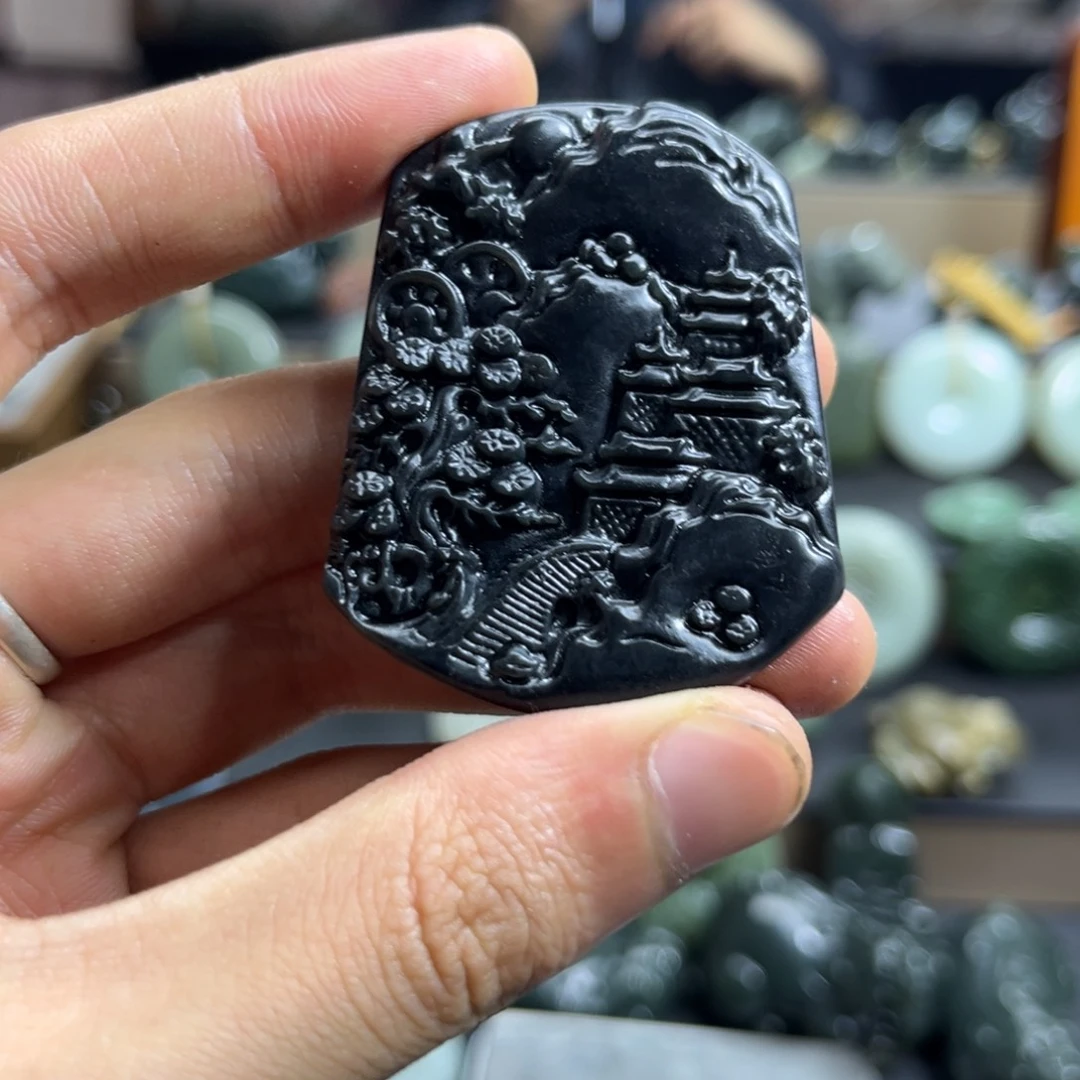 和田玉未镶嵌颈饰