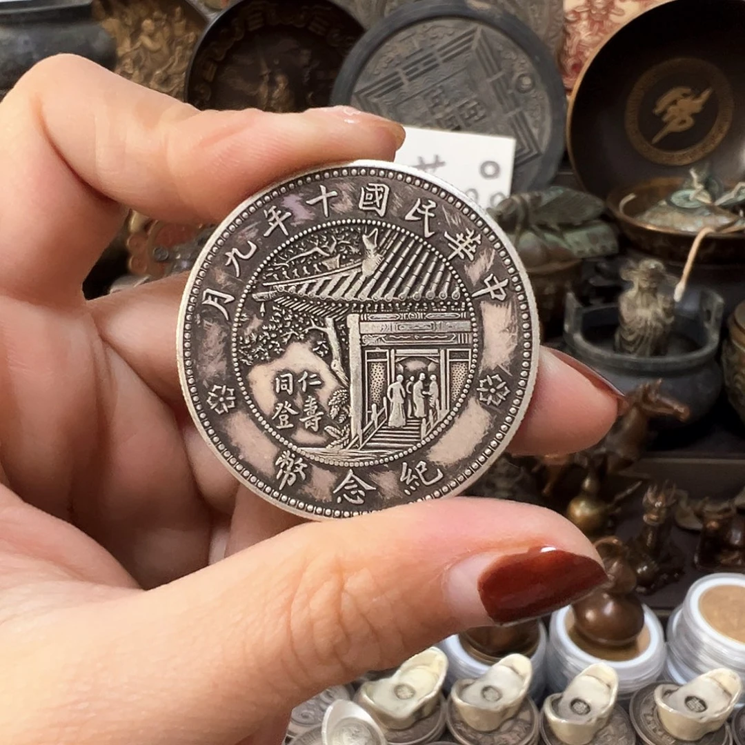 金属复古风格摆件