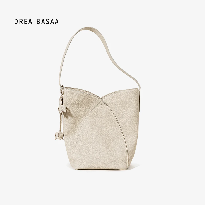 DREA BASAA半山花瓣水桶包中号头层牛皮小众通勤手提单肩包腋下包