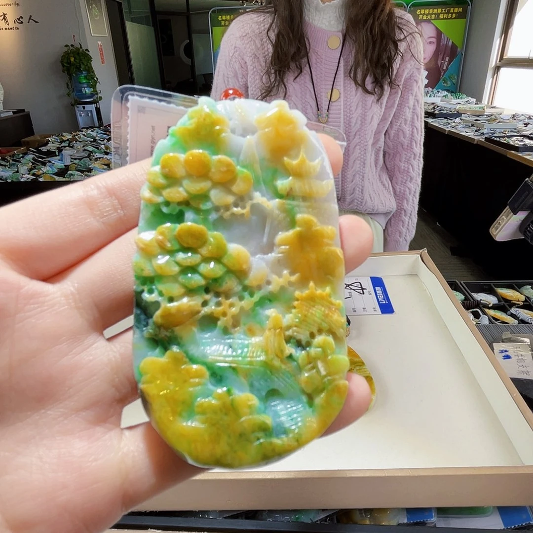 颈饰未镶嵌翡翠翡翠