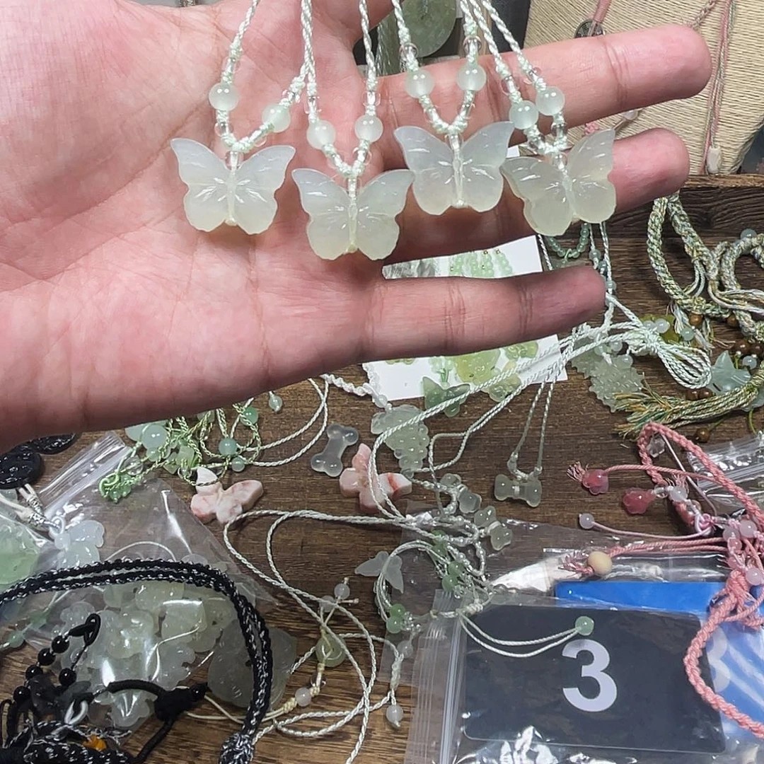 蛇纹石玉合金颈饰