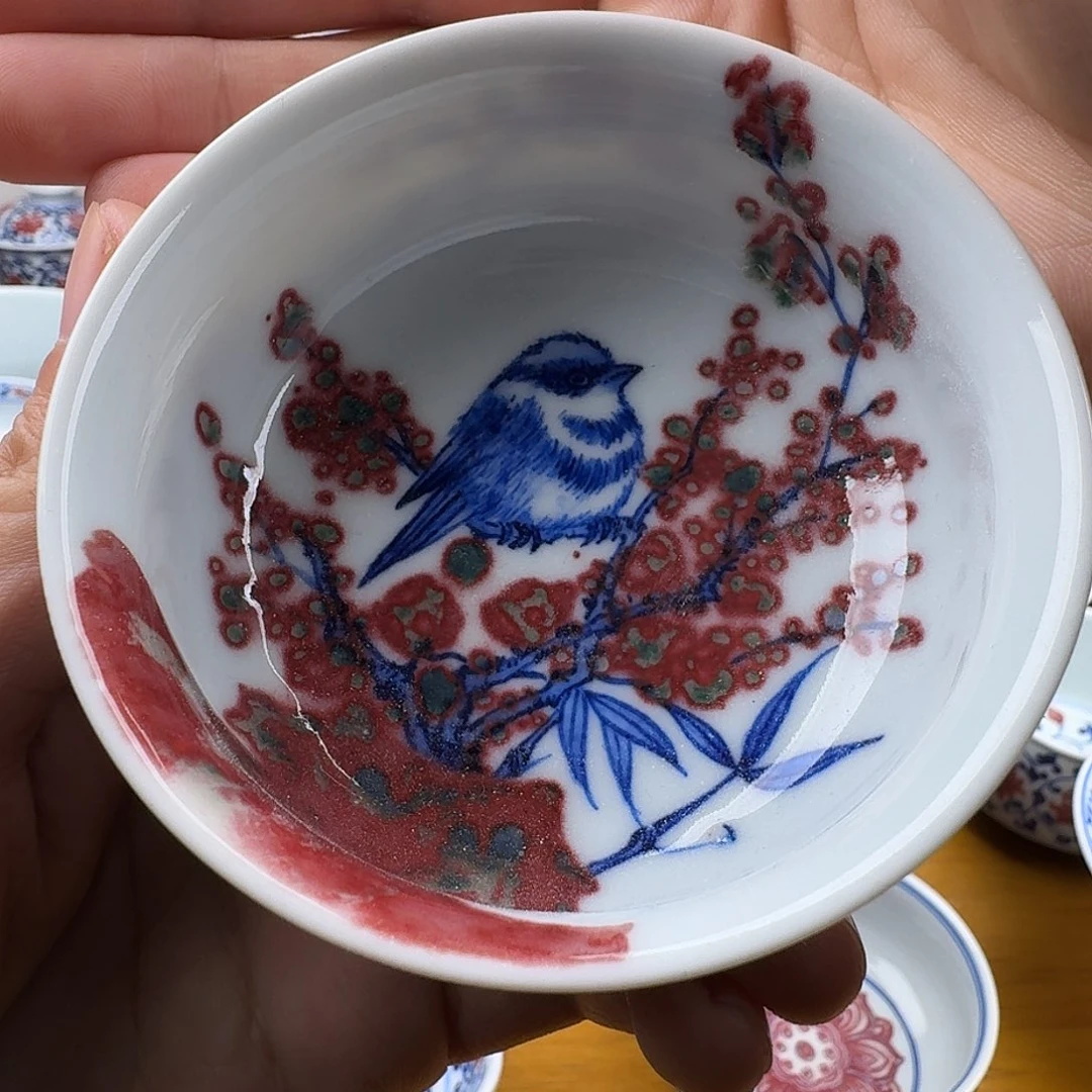 当代釉里红卢氏杯