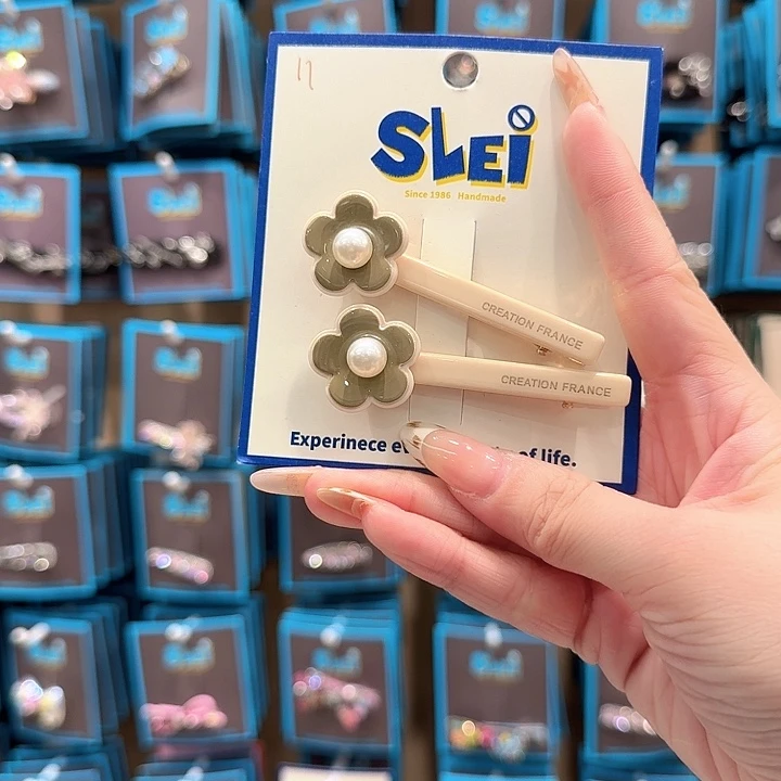 绿色小花一字夹一对11