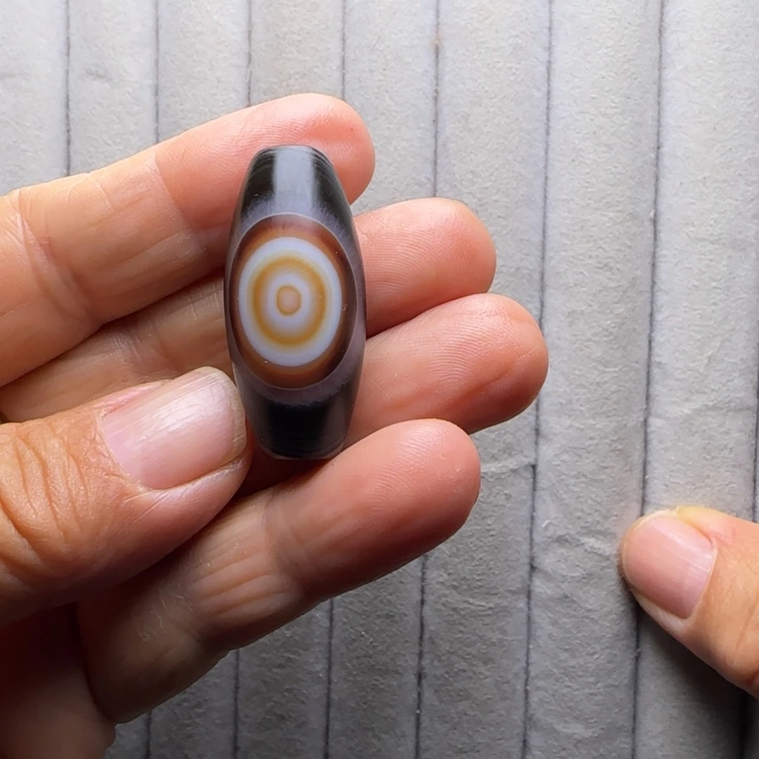 晶***缘玛瑙/玉髓颈饰未镶嵌