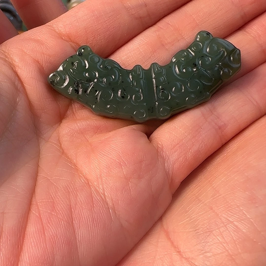 浮***玉和田玉未镶嵌颈饰