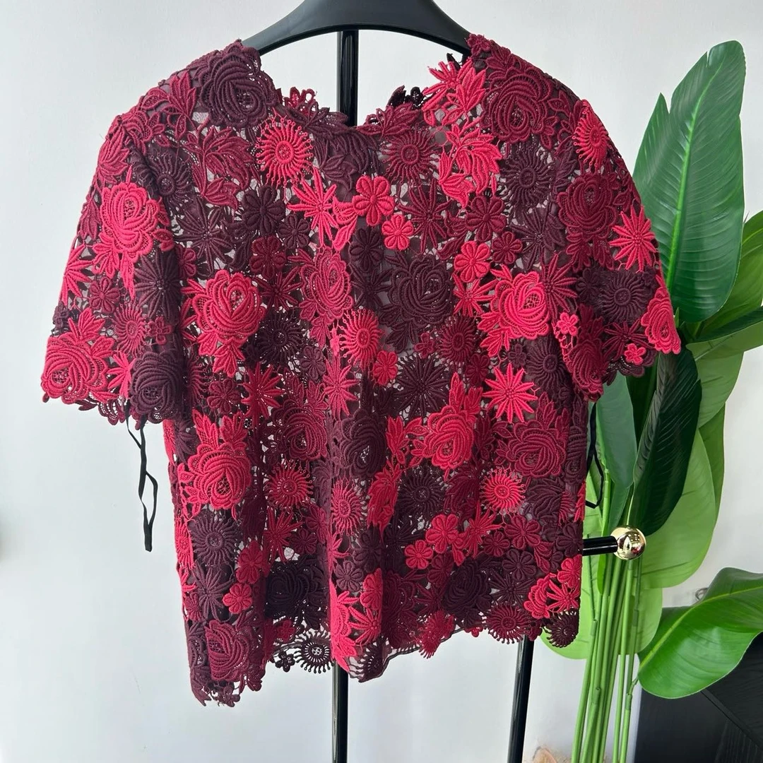 99新 Valentino/华伦天奴 Valentino 浮雕蕾丝上衣4码