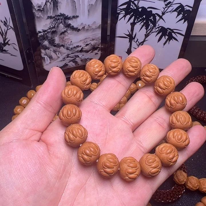 猴头核桃手串吞噬